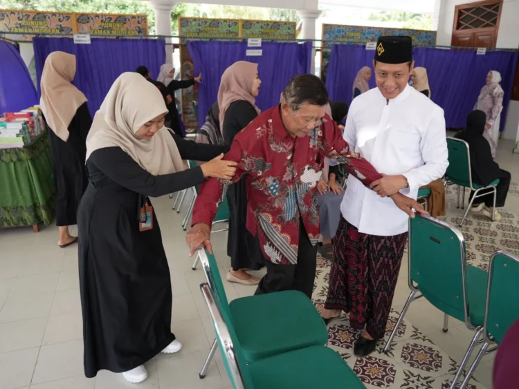Pacitanku Sehat Hari Santri 2025-a