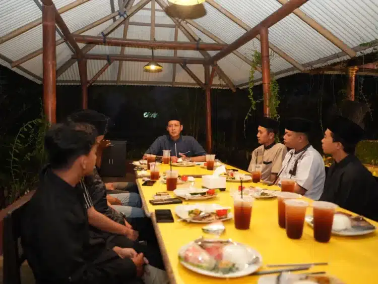 Buka Bersama dr. warkim bersama organisasi pemuda (3)