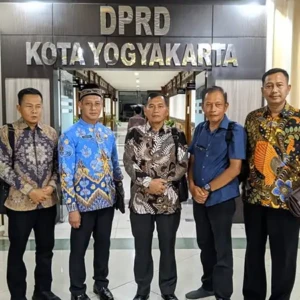 Kunjungan Kerja dr. Warkim Sutarto